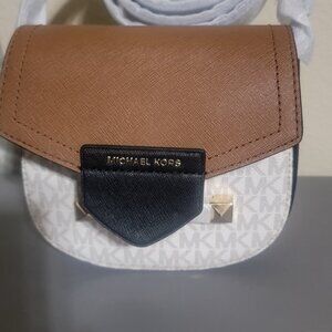 Michael Kors Karla Small Saddle Crossbody